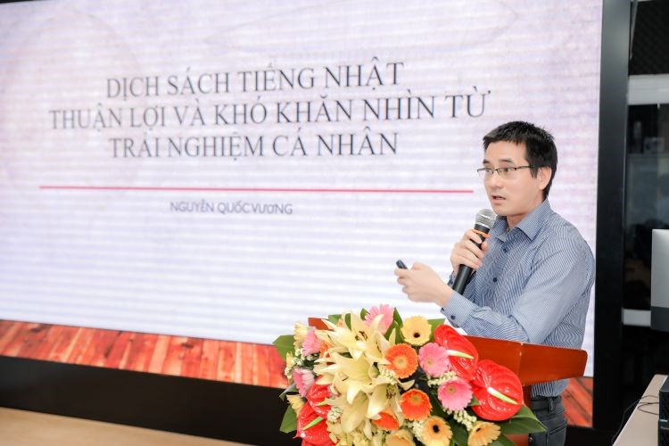 Diễn giả Nguyễn Quốc Vương tại buổi tọa đàm