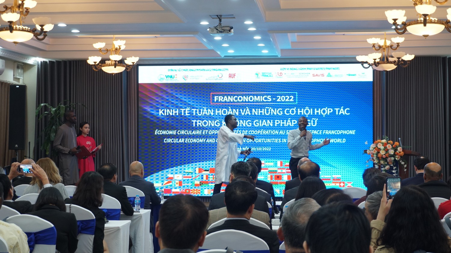 Vue générale du Forum Franconomics 2022, le 20 octobre à Hanoï. 