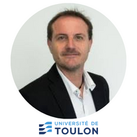 Ông Philippe Bonfils Đại diện trường Đại học Toulon, CH Pháp; Giám đốc chương trình đào tạo Thạc sĩ Thông tin-Truyền thông, chuyên ngành Truyền thông số và Xuất bản