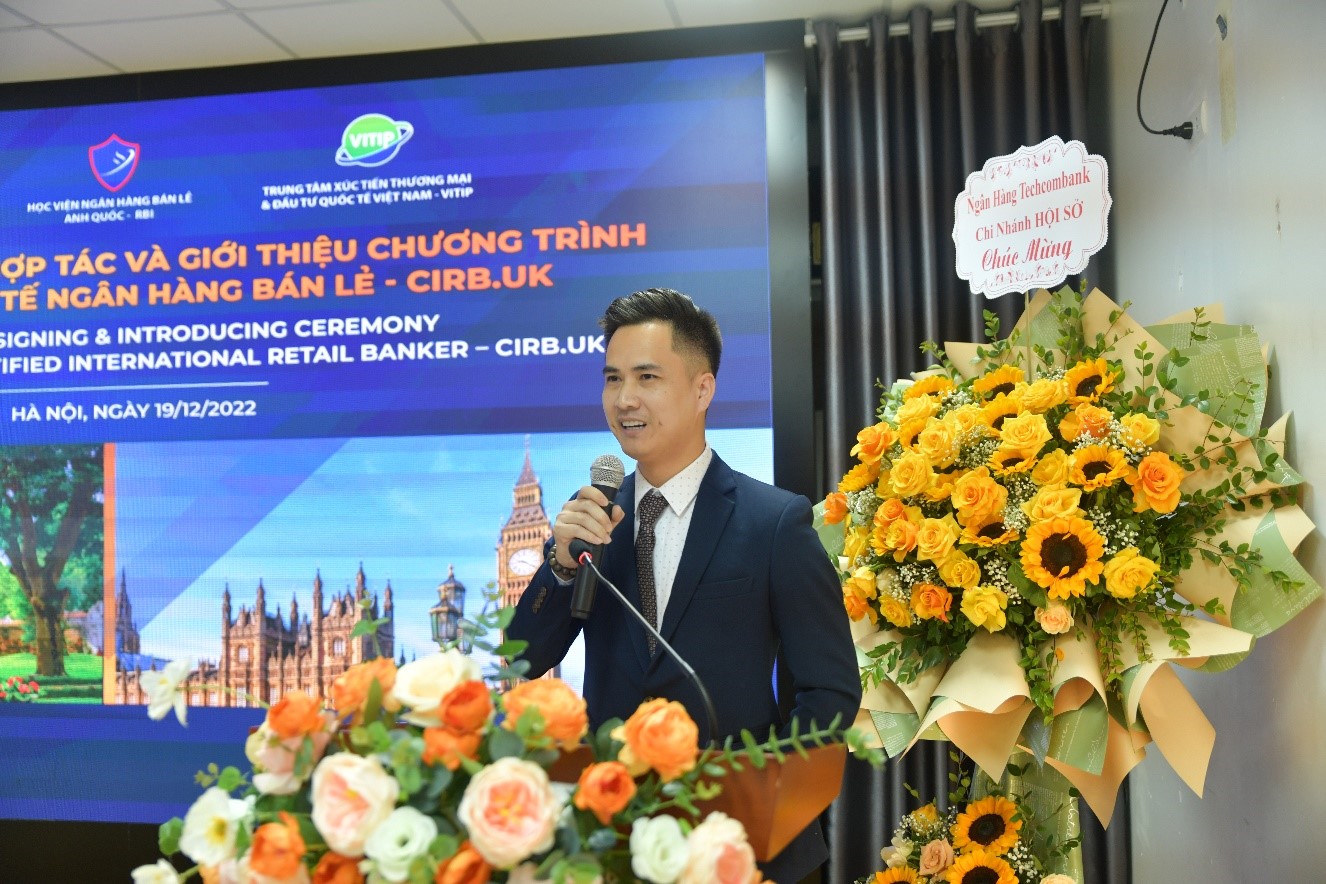 Ông Nguyễn Trọng Luân, Giám đốc chi nhánh ngân hàng Techcombank